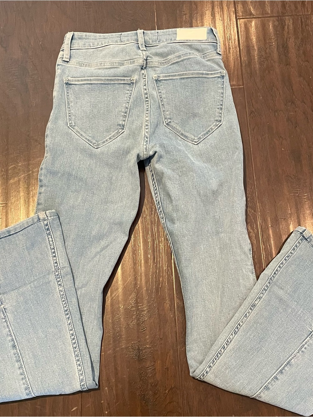 Hollister Light Blue Straight Leg Women’s Jeans - Picture 3 of 3